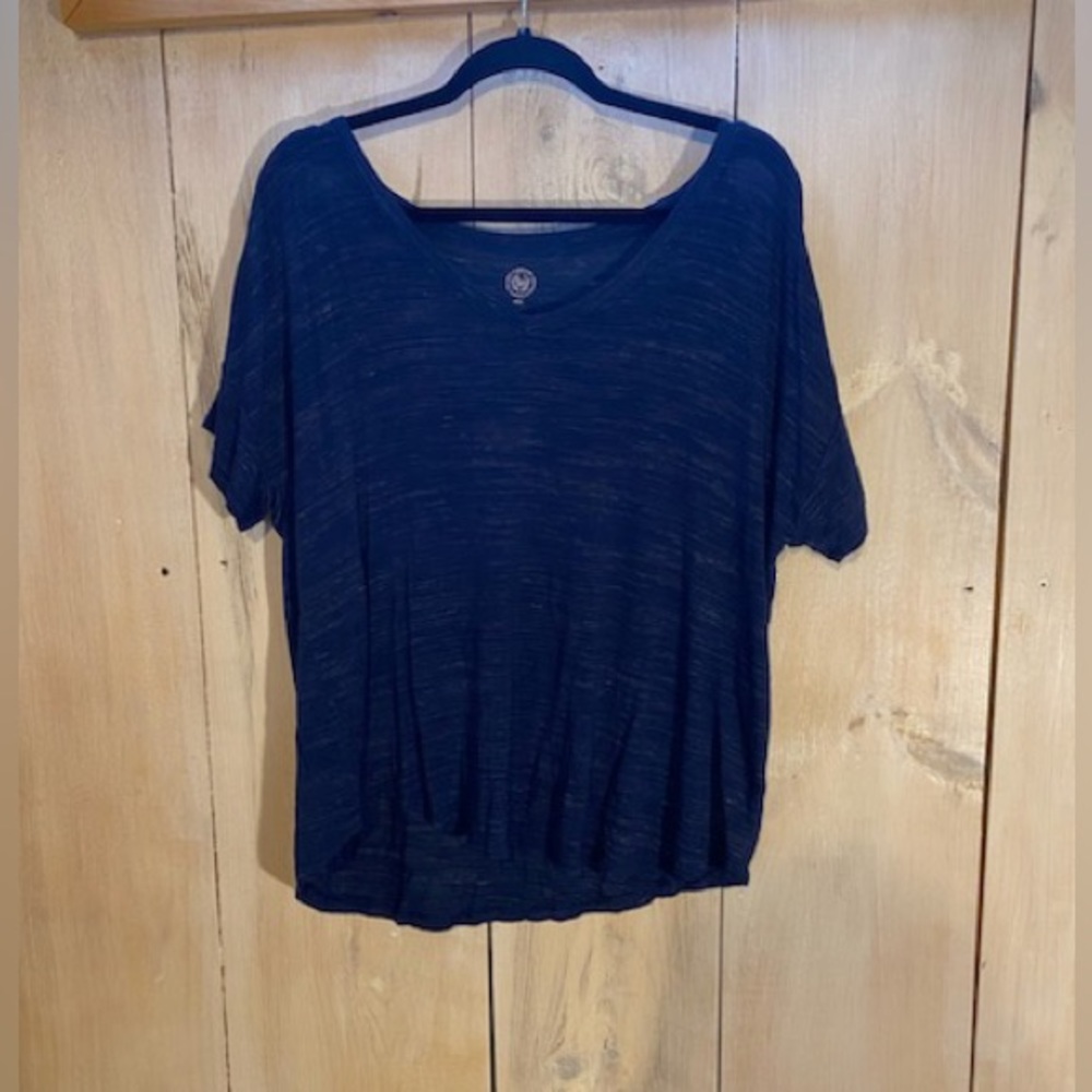 Women’s L SO Top